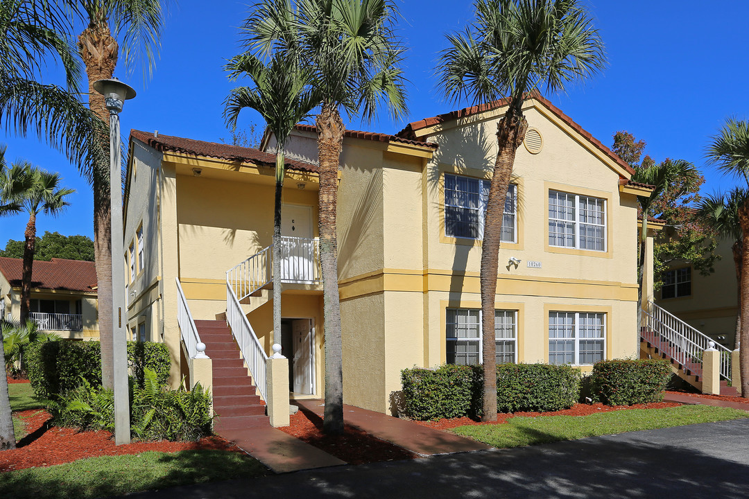 Courtside Villas at Mission Bay in Boca Raton, FL - Building Photo