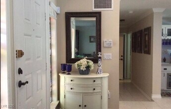 2909 Crystal Bay Dr in Las Vegas, NV - Building Photo - Building Photo