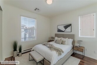 6485 Arrow Cottage Ct in Las Vegas, NV - Building Photo - Building Photo