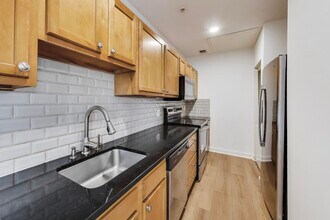 5885 Colorado Ave NW, Unit 401 in Washington, DC - Building Photo - Building Photo