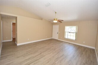 16 Richland Ln in Palm Coast, FL - Building Photo - Building Photo