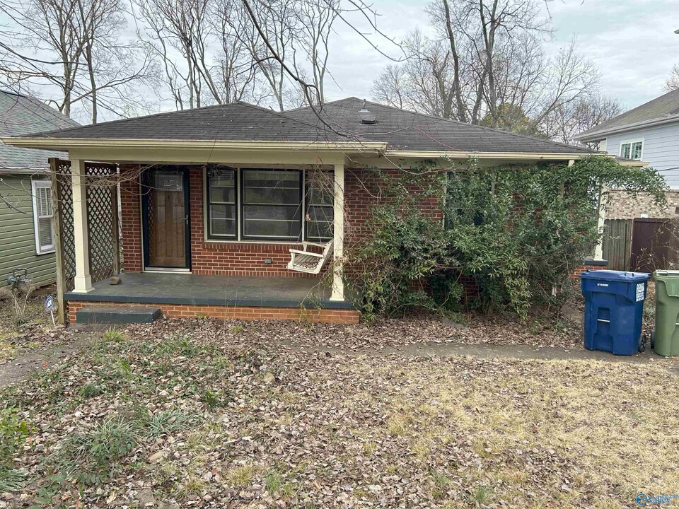 1209 Highland Ave SE in Huntsville, AL - Building Photo