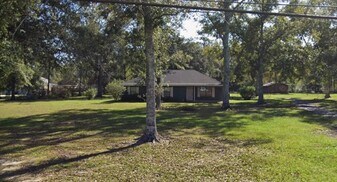 11362 Davis Rd in Hammond, LA - Building Photo