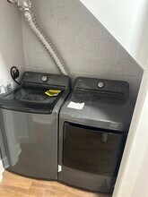 723 Oneida Pl NW in Washington, DC - Foto de edificio - Building Photo