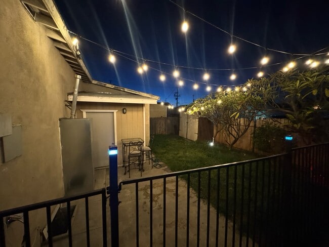 209 N Eastman Ave in Los Angeles, CA - Building Photo - Building Photo