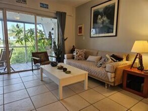 3000 NE 16th Ave, Unit 405 in Oakland Park, FL - Building Photo - Building Photo
