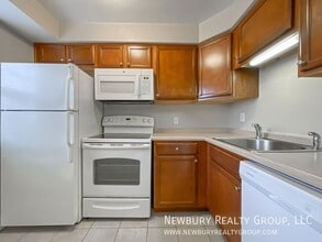 104 W Steuben St in Crafton, PA - Building Photo - Building Photo