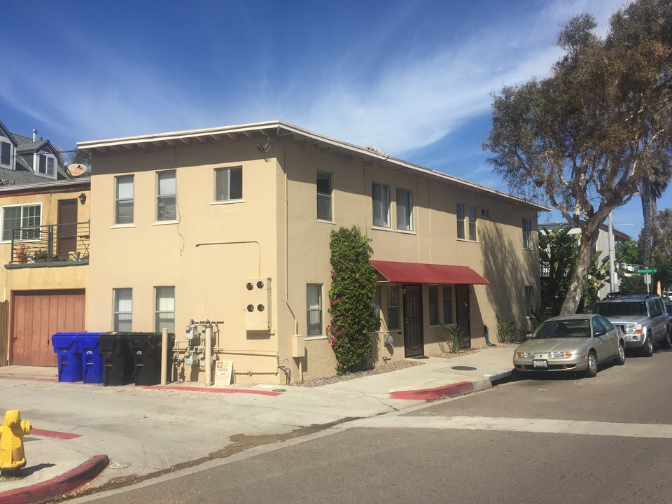 3944 Mission Blvd in San Diego, CA - Foto de edificio