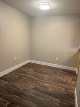 16936 SE Powell Blvd in Portland, OR - Building Photo - Building Photo