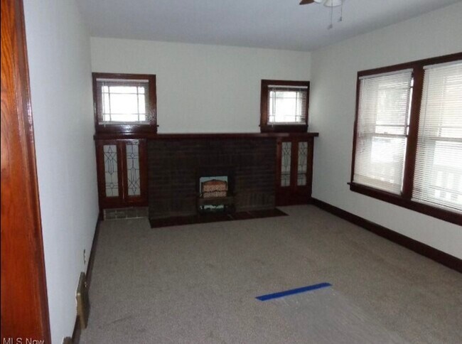 4345 W 49th St in Cleveland, OH - Building Photo - Building Photo