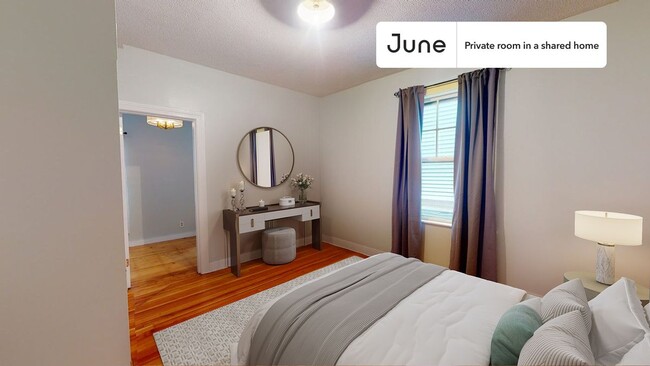 property at 61 Lithgow St