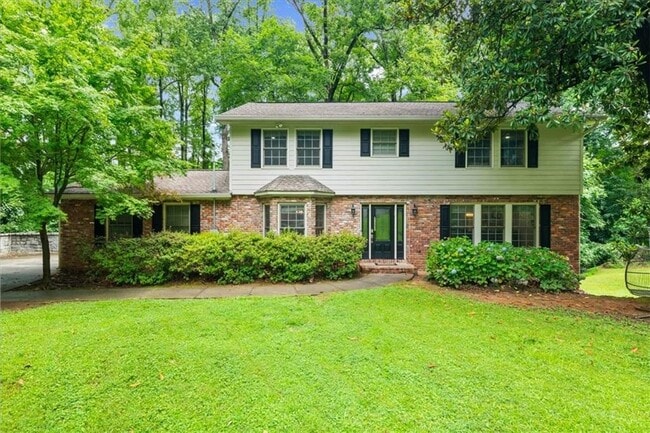 property at 5667 Colton Dr NE
