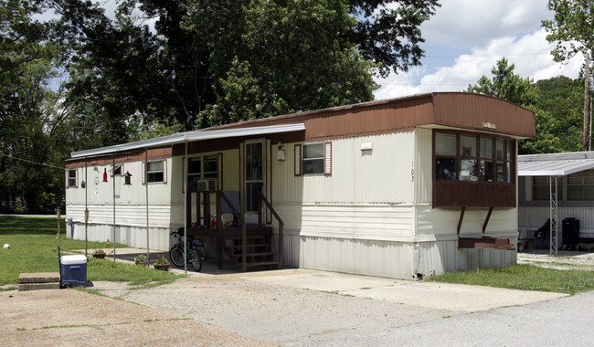 Countryside Mobile Home & RV Park in Fenton, MO - Building Photo - Building Photo