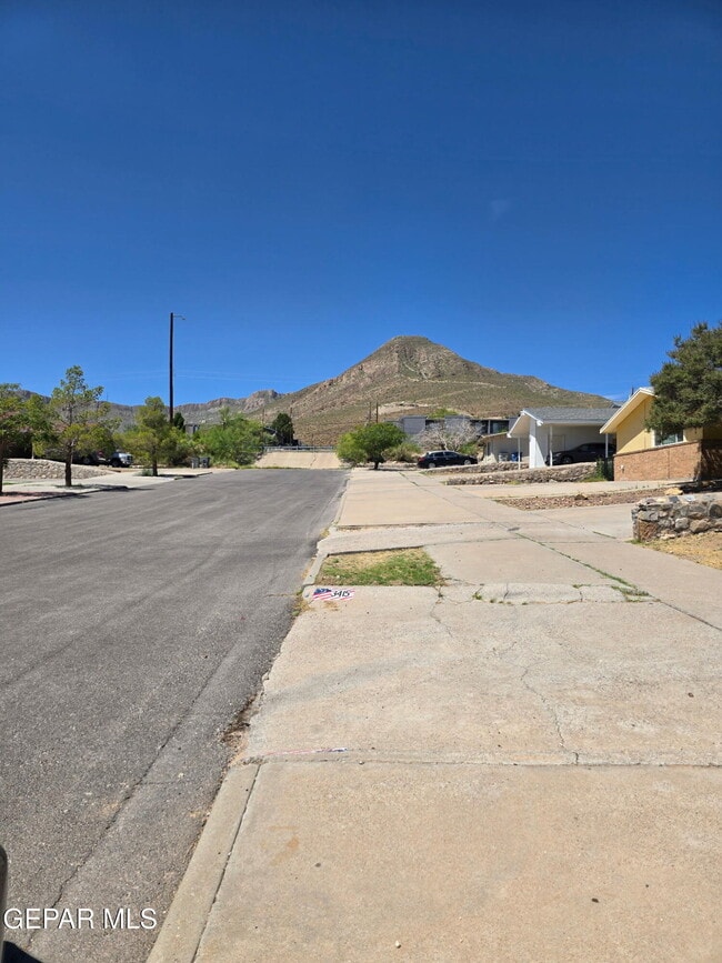 3415 Wickham Ave in El Paso, TX - Building Photo - Building Photo