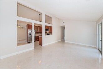 3892 Nighthawk Dr in Palm Harbor, FL - Building Photo - Building Photo