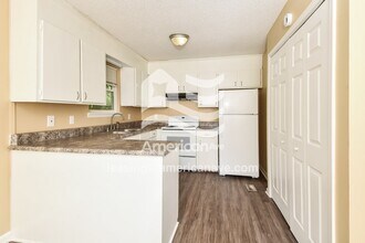 7352 Pinedale Dr in Columbia, SC - Building Photo - Building Photo