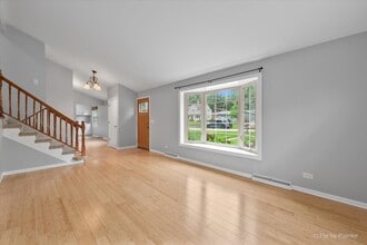 916 Granville Ave in Mundelein, IL - Building Photo - Building Photo
