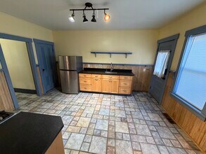 127 Church Ave, Unit 127 in Northbridge, MA - Building Photo - Building Photo