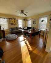 123 Winthrop St in Medford, MA - Building Photo