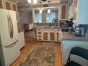 64 Secret Lake Rd in Canton, CT - Building Photo - Building Photo
