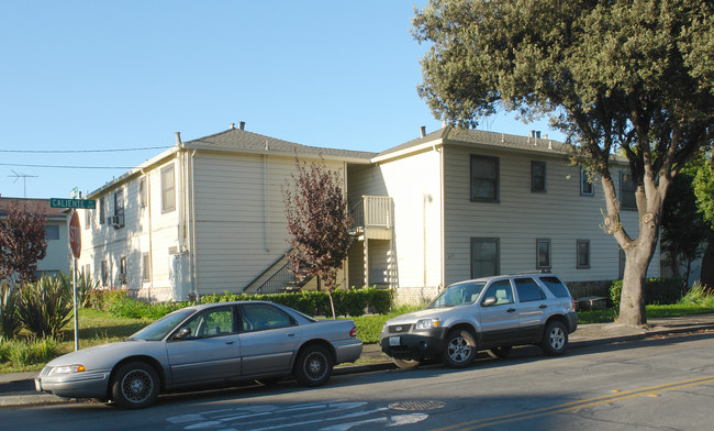 675 Johanna Ave in Sunnyvale, CA - Foto de edificio - Building Photo