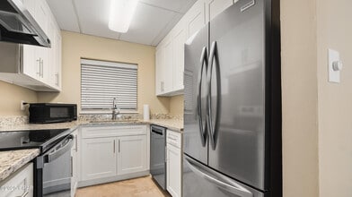 316 Cherry St in Panama City, FL - Building Photo - Building Photo