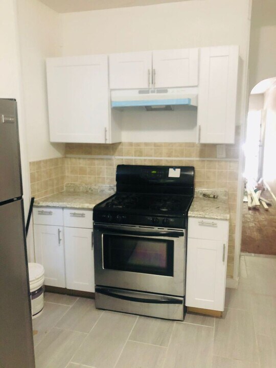 160 Barnt Ave in Trenton, NJ - Building Photo