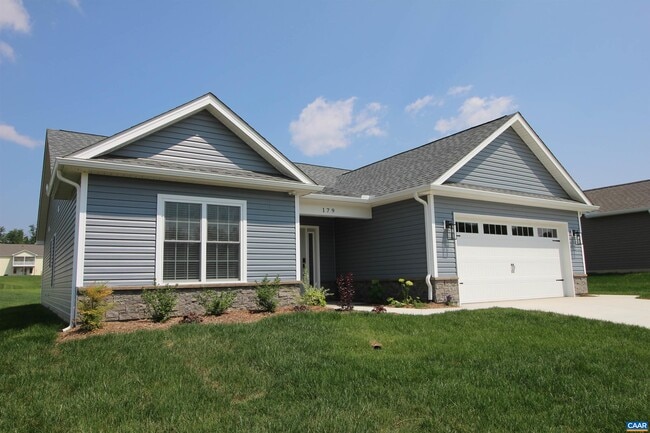 179 Langley Dr in Waynesboro, VA - Building Photo - Building Photo