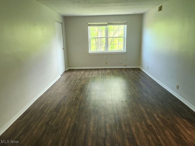 property at 7730 Ravenna Rd