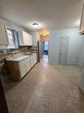 293 Saratoga Ave in Brooklyn, NY - Foto de edificio - Building Photo