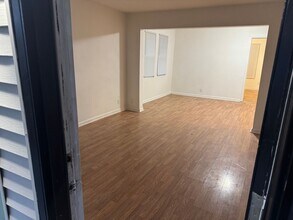 274 Wrexham Ave in Columbus, OH - Building Photo - Building Photo