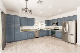 14206 W Indianola Ave in Goodyear, AZ - Foto de edificio - Building Photo