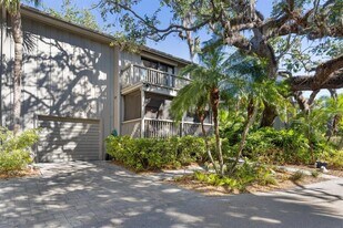 1423 Landings Pl in Sarasota, FL - Building Photo