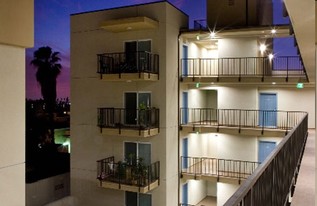 Harvard Heights Apartments in Los Angeles, CA - Building Photo - Building Photo