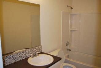 620 SE 47th Ave in Portland, OR - Building Photo - Building Photo