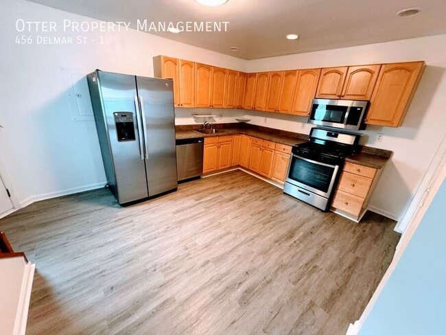 property at 456 Delmar St