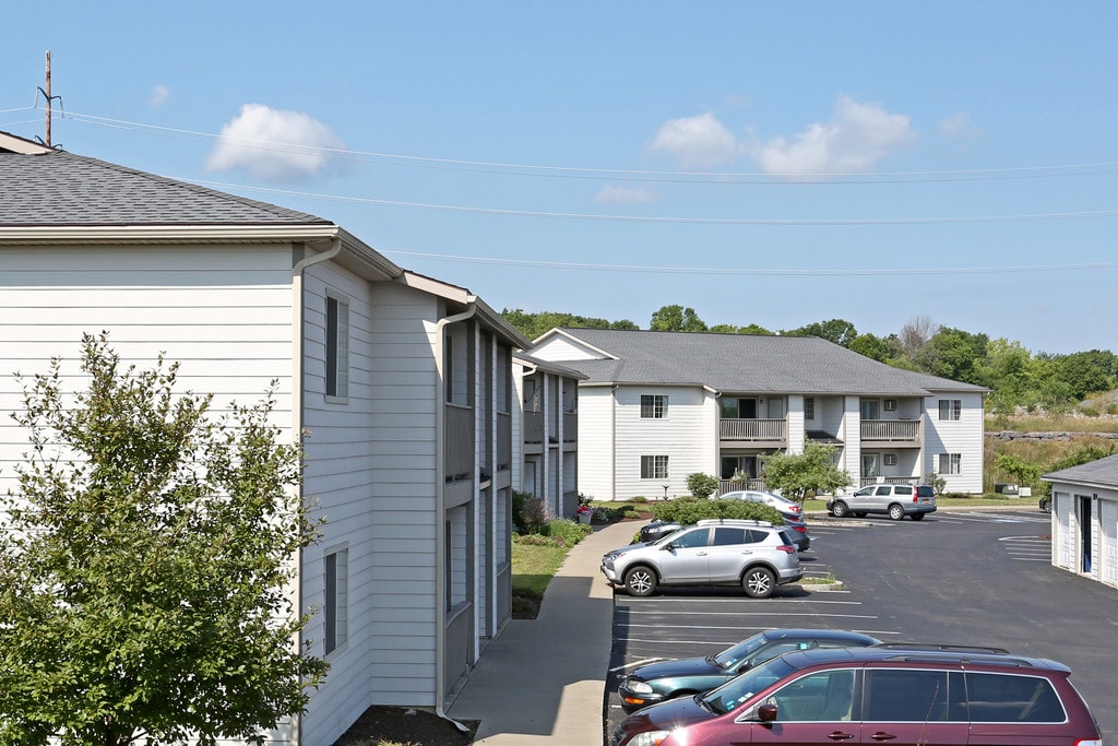 Stonegate Heights Apartments in Jamesville, NY