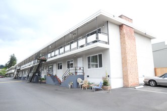 Sound View in Edmonds, WA - Foto de edificio - Building Photo