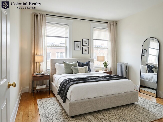 42 Strathmore Rd, Unit 32 in Boston, MA - Foto de edificio - Building Photo