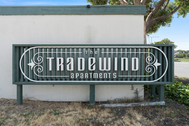 Tradewind Surf Apartments in Foster City, CA - Building Photo - Building Photo