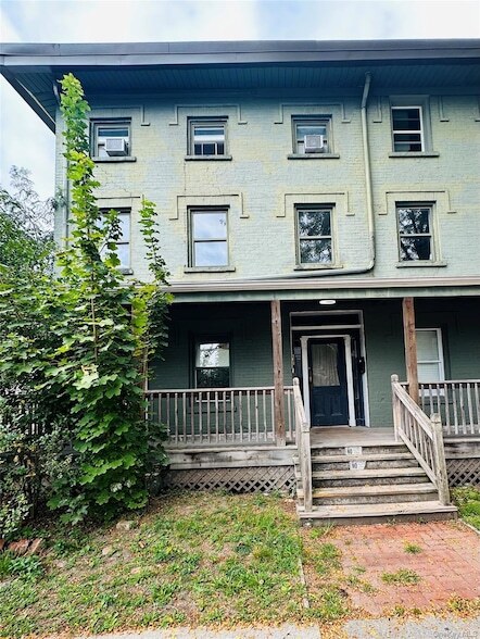 property at 78 Garden St