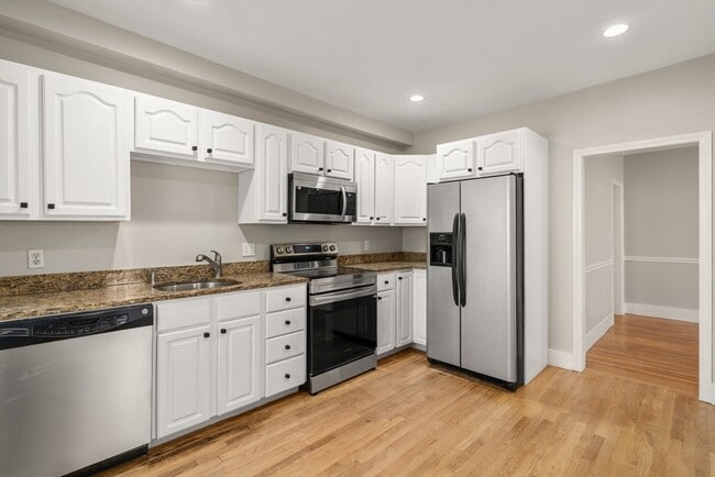 798 Mt Auburn St in Watertown, MA - Building Photo - Building Photo
