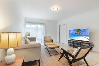 1142 99th St in Bay Harbor Islands, FL - Building Photo - Building Photo