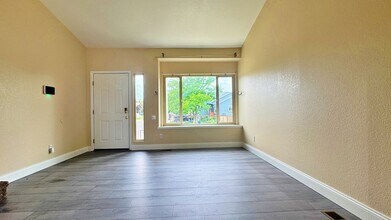 2755 S Cathay Way in Aurora, CO - Building Photo - Building Photo