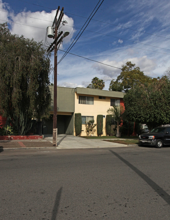 1505 Myra Ave in Los Angeles, CA - Foto de edificio - Building Photo