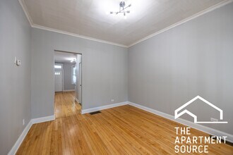 3714 W Cortland St, Unit 1 in Chicago, IL - Building Photo - Building Photo