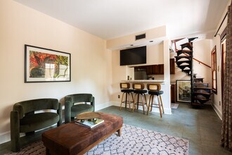 1018 Bienville St in New Orleans, LA - Building Photo - Building Photo