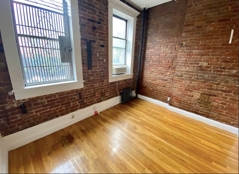 254 E 3rd St in New York, NY - Building Photo