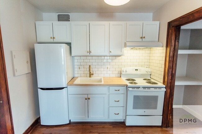 117 S Hosmer St in Lansing, MI - Building Photo - Building Photo