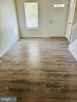 22 Alden Ct in Sterling, VA - Building Photo